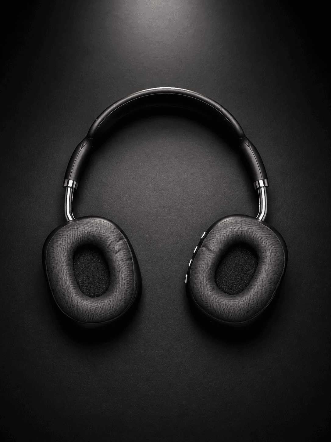 P9 Headphones 3